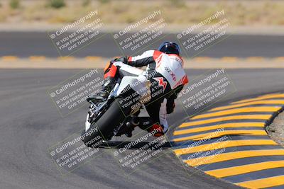 media/Oct-08-2022-SoCal Trackdays (Sat) [[1fc3beec89]]/Turn 11 Backside (1145am)/